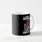 Ft Benning生まれはフォートブラッグ空挺兵ベットを上昇 コーヒーマグカップ (正面右)