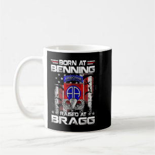 Ft Benning生まれはフォートブラッグ空挺兵ベットを上昇 コーヒーマグカップ