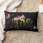 Fubby die Kerstverlichting in de Kerstboom hangen. ランバークッション (ブランケット)