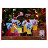 Fubby Kerstkoor met humoristisch detail. ラージペーパーバッグ (正面)