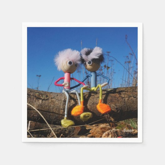 Fubby paartje dat romantisch verliefd zitten. スタンダードカクテルナプキン (正面)