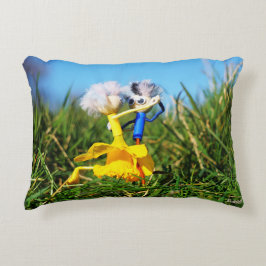 Fubby poppetjes die dansen met Narcissenjurk. アクセントクッション