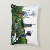 Fubby's bij een molen planten een krokus bol. アクセントクッション (裏面(縦))