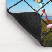 Fubby's die een hek beklimmen. マウスパッド (コーナー)