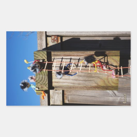 Fubby's die een vogelhuis beklimmen. 長方形シール (正面)