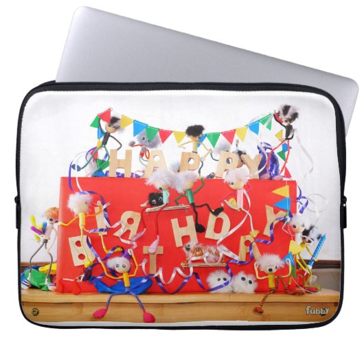 Fubby's die feest vieren voor verjaardag. ラップトップスリーブ (正面)