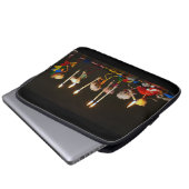 Fubby's die feestelijk met kaarsjes lopen, grappig ラップトップスリーブ (正面下部)