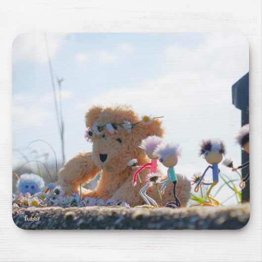 Fubby's die madeliefjes naar een Beer brengen. マウスパッド (正面)