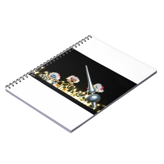 Fubby's in Kerstsfeer met Kerstdecoratie. ノートブック (左側)