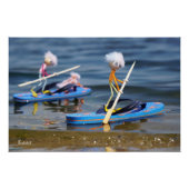 Fubby's op peddelboard dat een teenslipper is. ポスター (正面)