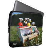 Fubby's op piano die muziek maken en dansen. ラップトップスリーブ (正面右)