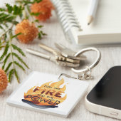 Fuel the Fire Feel the Power Motivational Tee キーホルダー (正面右)