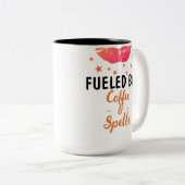 Fueled by Coffee & Spells | Witchy Fall  ツートーンマグカップ (正面右)