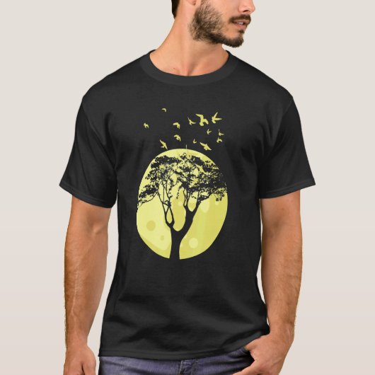 Full Moon Flock Of Birds Tree Outdoor Wildlife Nat Tシャツ (正面)