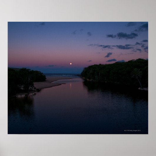 Full Moon rising over Wattamollaビーチ ポスター (正面)