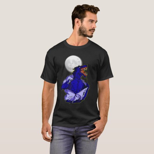 Full moon transforms wild wolf scary jungle world tシャツ (正面フル)