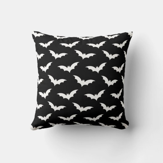 Fun Bat Pattern for Halloween クッション (裏面)