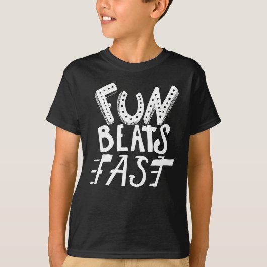 Fun Beats Fast Tシャツ (正面)