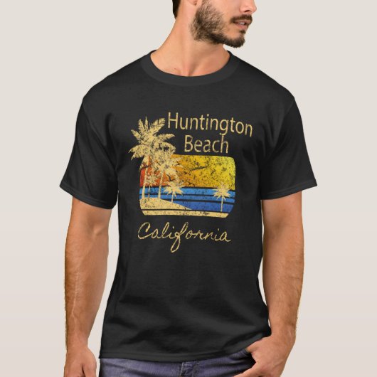 Fun Huntington Beach CA Beach  Graphic Tシャツ (正面)