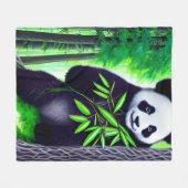 Fun Little Panda Bear フリースブランケット (正面(横))
