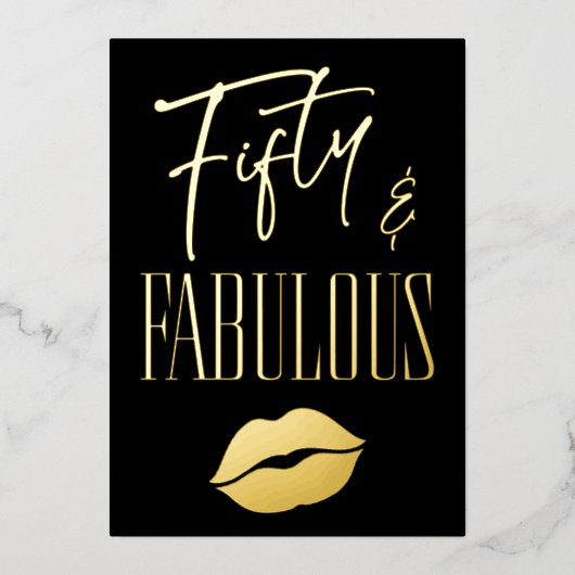 Fun Modern Black Fifty Fabulous Lips Birthday 箔招待状 (正面)