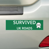 Fun Pothole Bumper Sticker SURVIVED UK ROADS 2026 バンパーステッカー (車上)