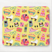 Fun retro 90s nostalgia – Y2K tech and clothing マウスパッド (正面)