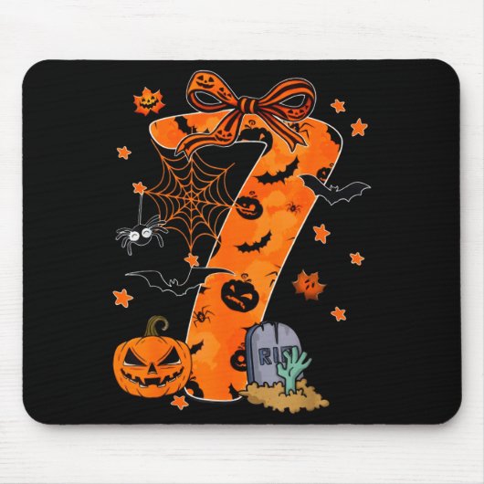 Fun Six Seven 6 7 Meme Design Couples Halloween マウスパッド (正面)