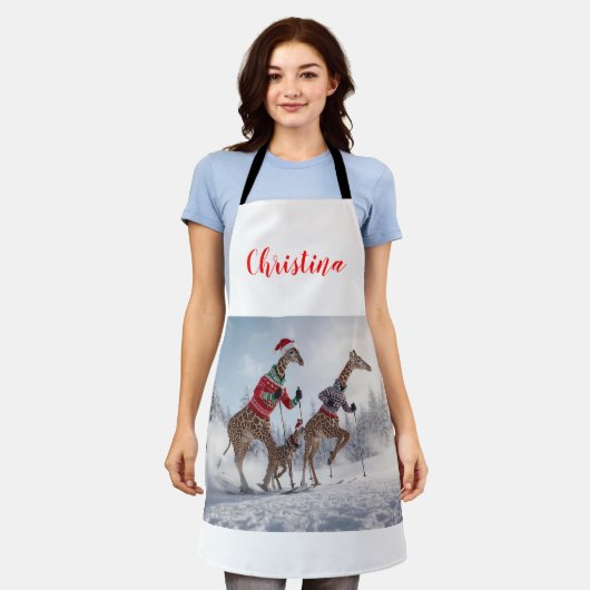 Fun Skiing Giraffe Family Christmas Personalized   エプロン (着用した状態)