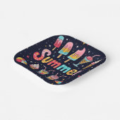 Fun Summer Graphics On Black ペーパープレート (傾斜あり)