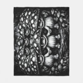 Fungus Folk • BurnsInHellによる森の生き物たち フリースブランケット (正面)