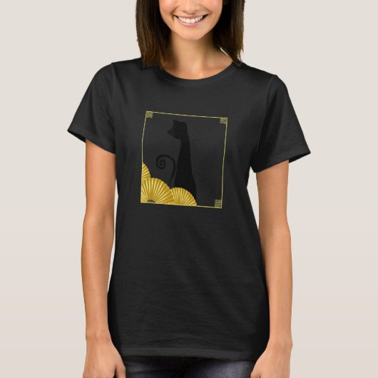 Funky East Asian Style Black Cat in Frame with Gol Tシャツ (正面)