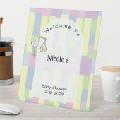 Funky Retro Stork Delivery Baby Shower Welcome  台座サイン (インサイチュ)
