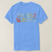 Funny 1952 birthday gift for men Guitar Lover 70th Tシャツ (デザイン正面)