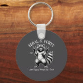 Funny 40th Birthday Est 1986 Feral & Forty Rac キーホルダー (正面)