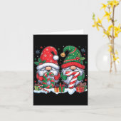 Funny 67 Christmas Pajamas Six Seven Meme 67 Gnome カード (黄色い花)