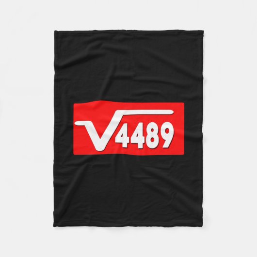 Funny 67 Meme Square Root 4489 Slang Math Teacher  フリースブランケット (正面)
