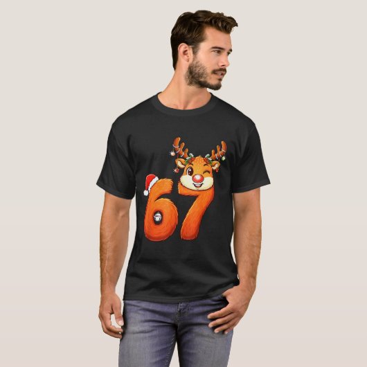 Funny 67 Reindeer Christmas Six Seven Meme 6 7 Tee Tシャツ (正面フル)