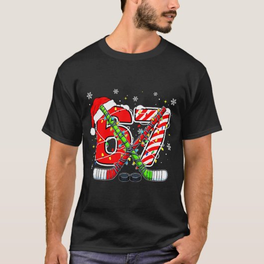 Funny 67 Santa Hat Candy Cane Ice Hockey Six Seven Tシャツ (正面)