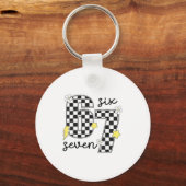 Funny 67 Six Seven Meme Slang 6-7 Checkered Number キーホルダー (正面)