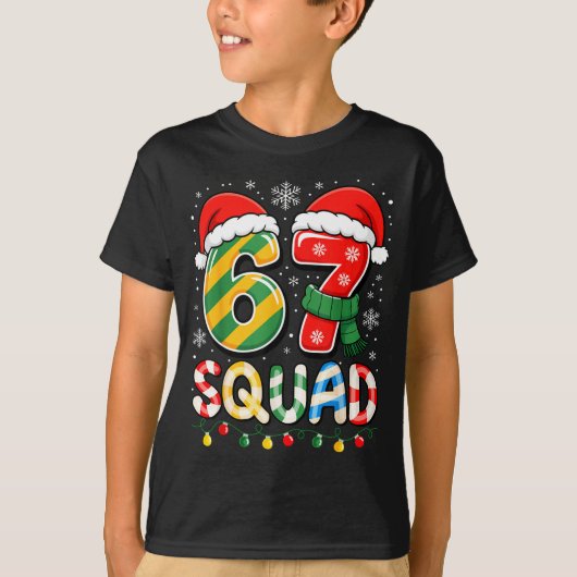 Funny 67 Squad Candy Cane Santa Hat Christmas Men  Tシャツ (正面)