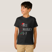 Funny 6-7 Meme Nice Naughty 67 Christmas Six Seven Tシャツ (正面フル)