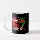 Funny 6 7 Six Seven Meme Christmas Santa Elf Coupl コーヒーマグカップ (左)