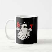 Funny 6 7 Six Seven Meme Halloween Humor Ghost Cos コーヒーマグカップ (左)