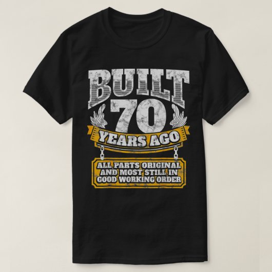 Funny 70th Birthday  BDay Gift Saying Age 70 Year  Tシャツ (デザイン正面)