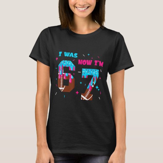 Funny 7 Year Old Birthday Football Ice Cream Drip Tシャツ (正面)