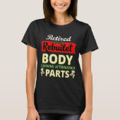 Funny After Hip Surgery Recovery Bionic Hip Replac Tシャツ (正面)
