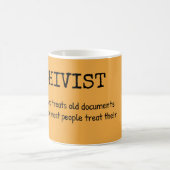 Funny Archivist Gift – Job Definition コーヒーマグカップ (中央)