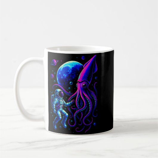 Funny Astronaut And Squid In Underwater Space With コーヒーマグカップ (左)