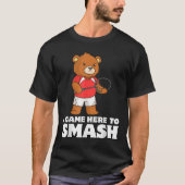 Funny Badminton Competitive Bear Player Smasher Tシャツ (正面)